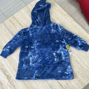 NWT hoodie shark lounge wear